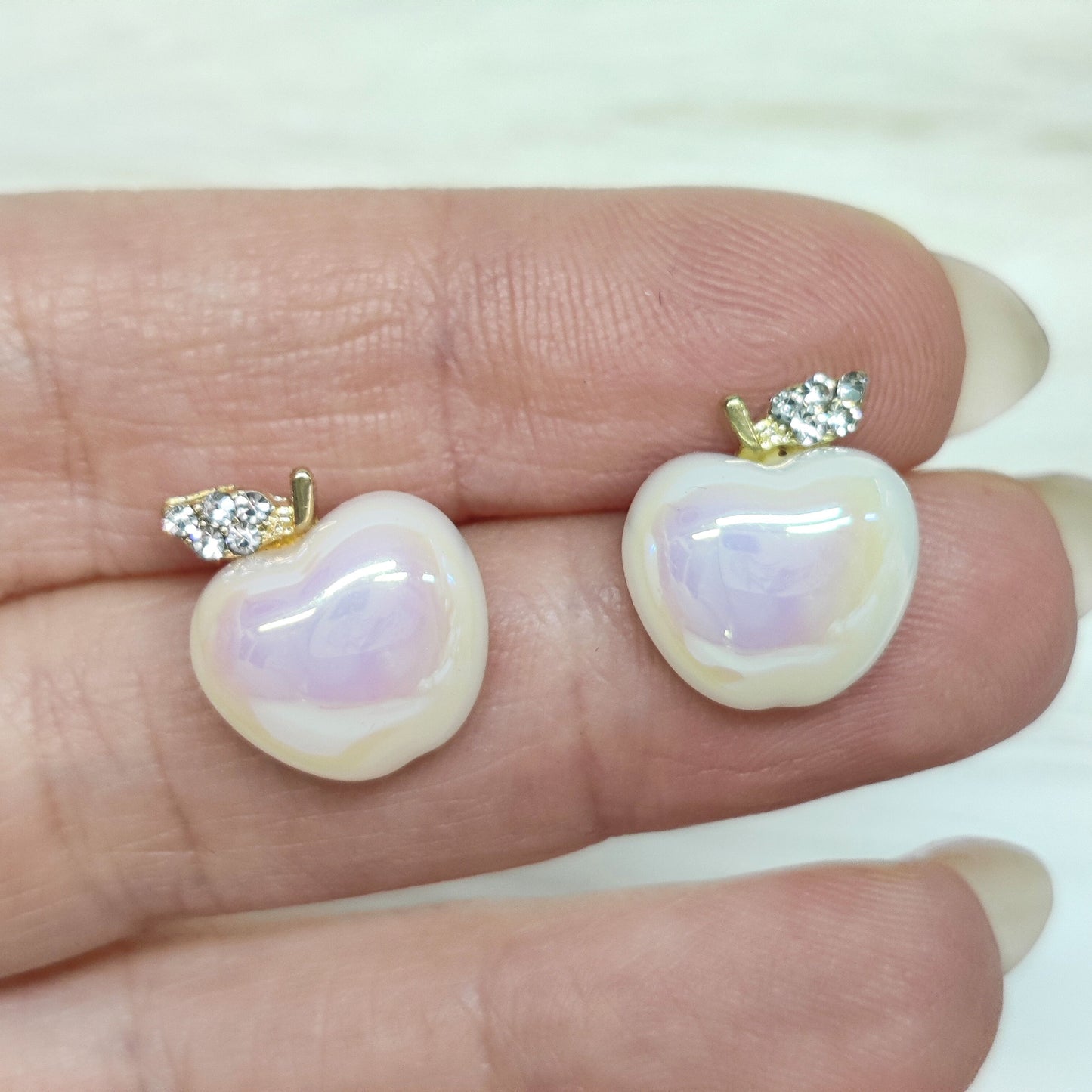 Pearl Apple